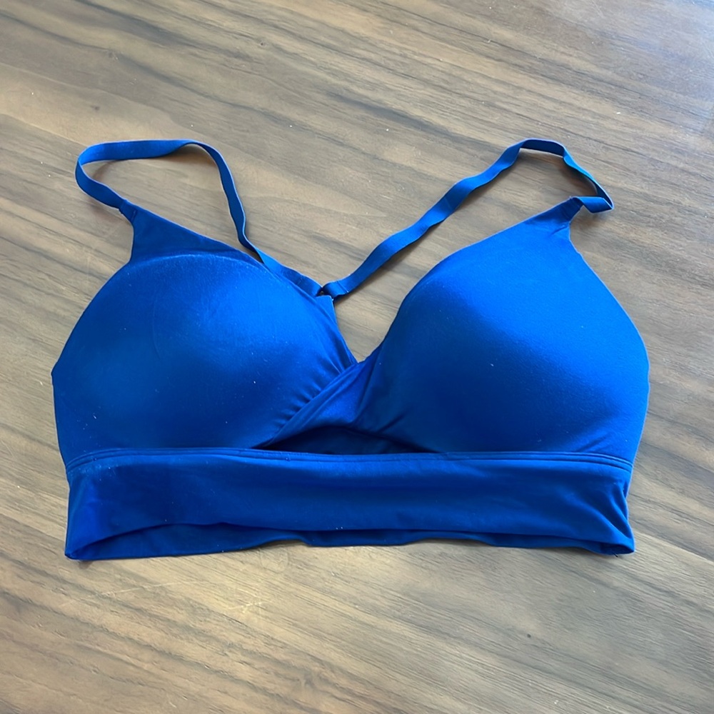 Victoria’s Secret Bra Size 32C.